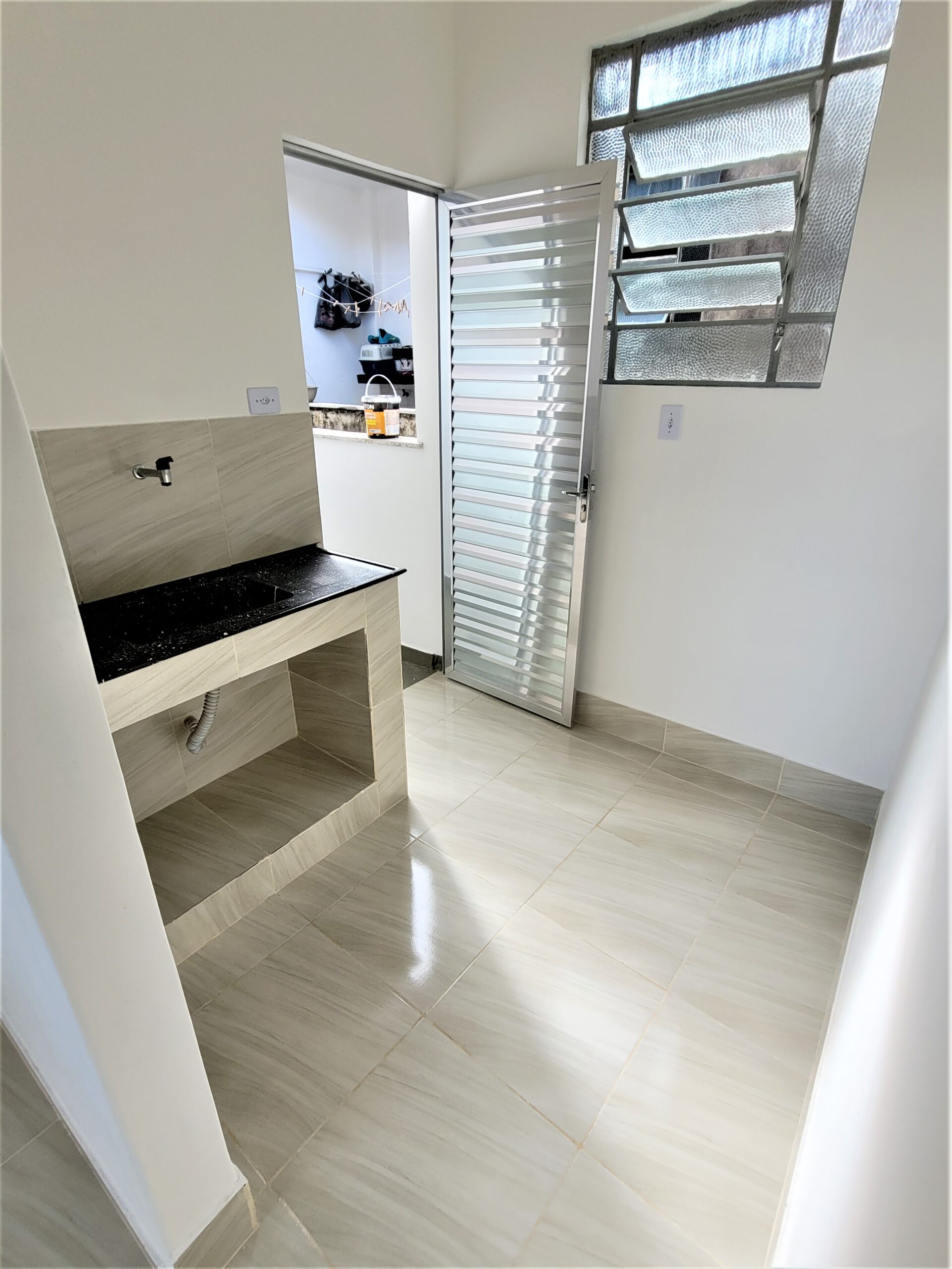 Apartamento sem condomínio rua tranquila