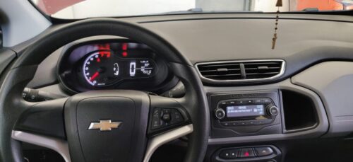 Ônix LT 1.0 Flex Vermelho