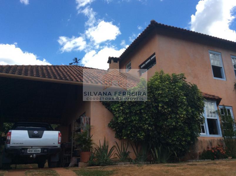 Residência em Condomínio Excelente