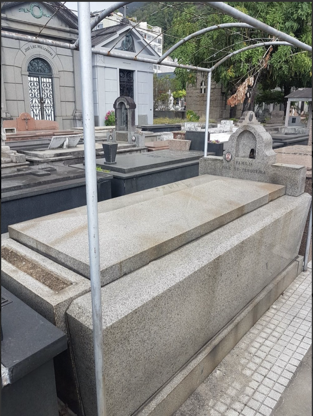 Jazigo Perpétuo São João Batista