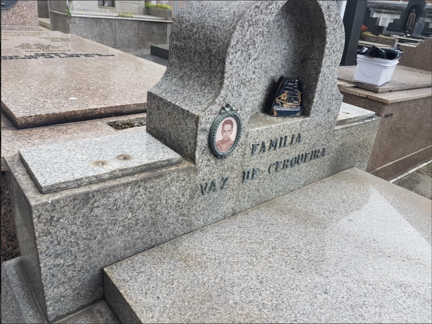 Jazigo Perpétuo São João Batista