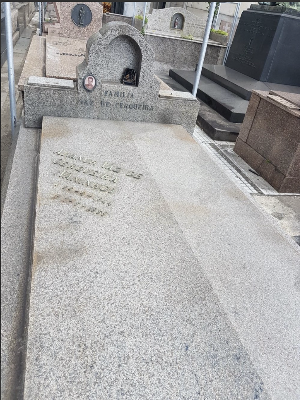 Jazigo Perpétuo São João Batista