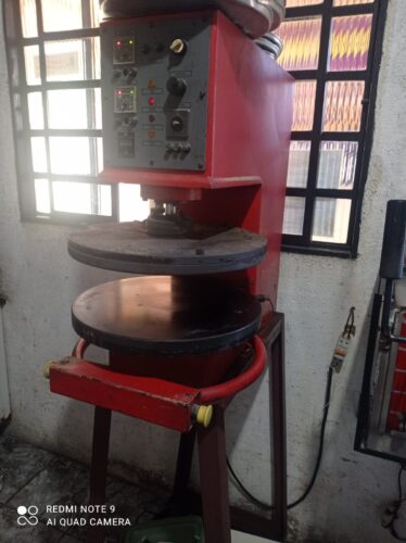 Prensa Dan presse -para massa de pizza.