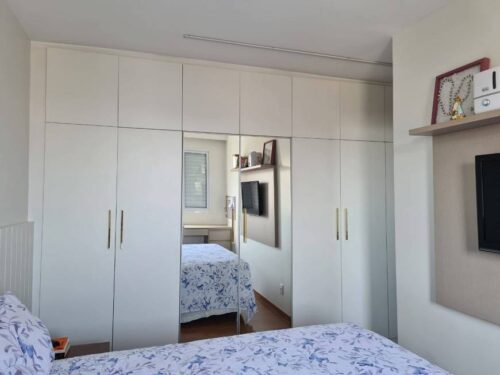 Quarto individual mobiliado