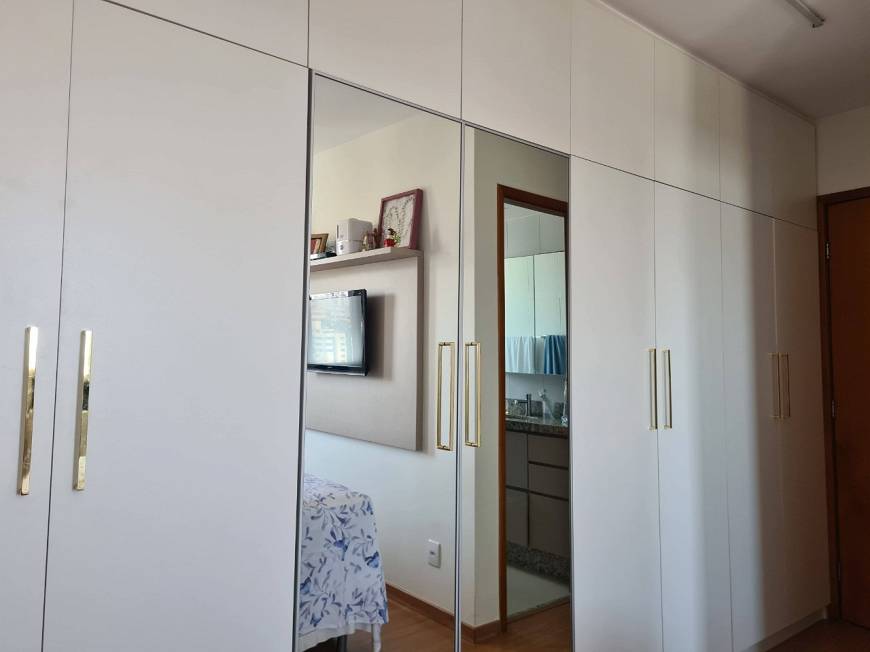 Quarto individual mobiliado