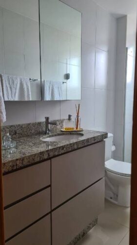 Quarto individual mobiliado