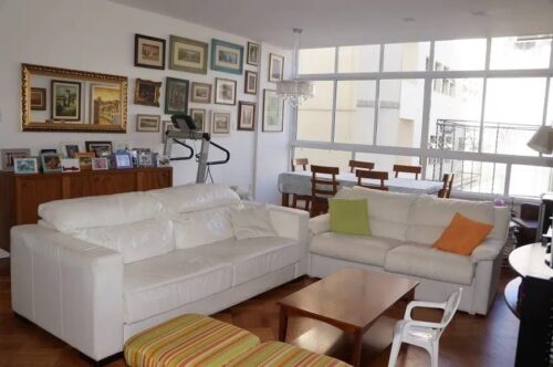 Apto 3 Quartos sendo 2 suítes Leblon