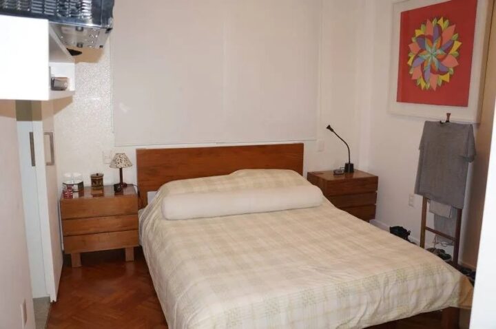 Apto 3 Quartos sendo 2 suítes Leblon