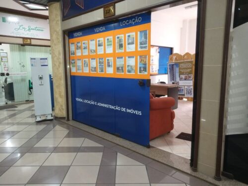 VENDO CORR. DE IMÓVEIS E LOJA PRÓPRIA