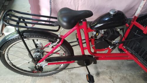 Triciclo motorizado novo