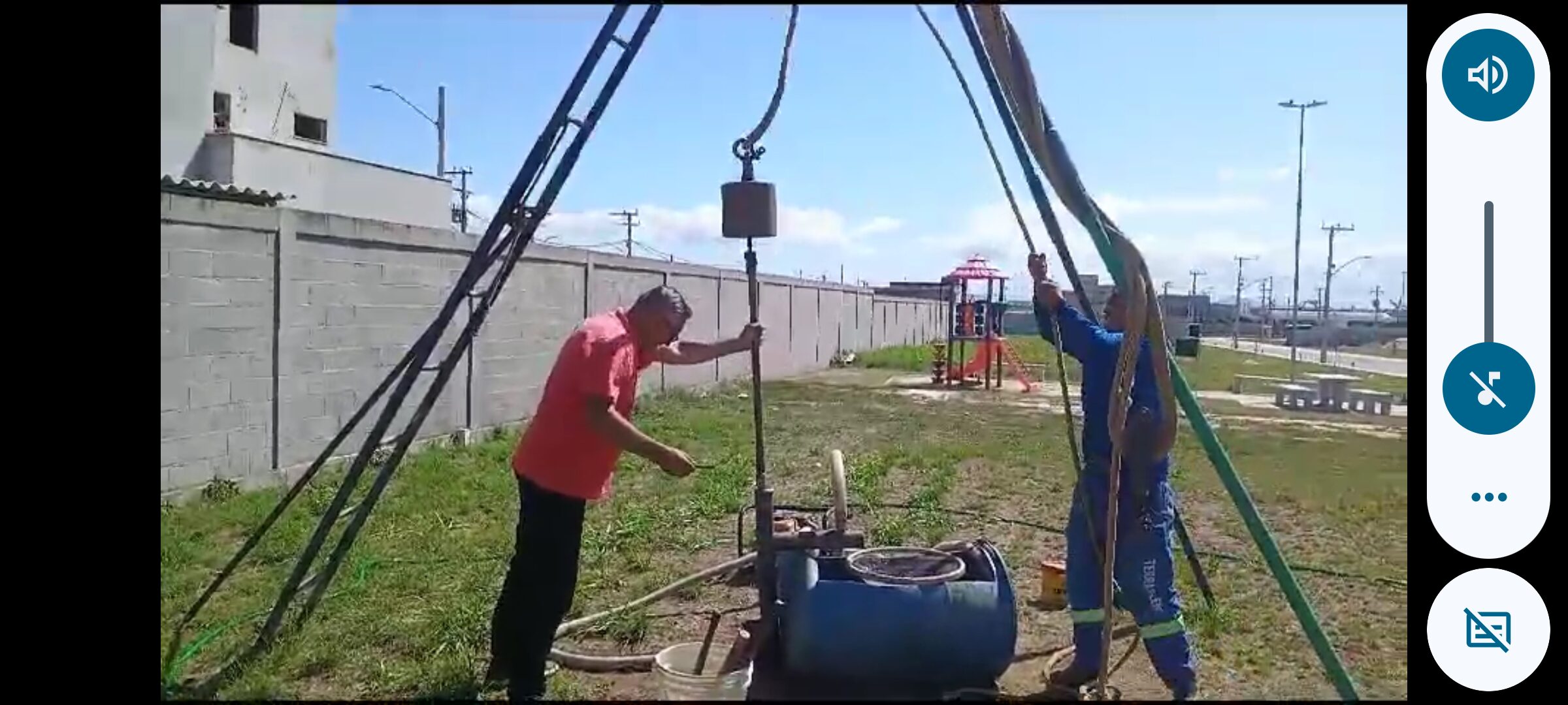 Sondagem de solos e estaqueamento no Rio