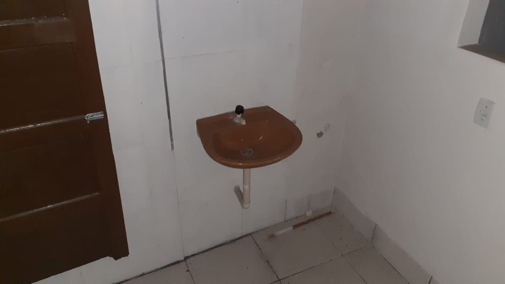 LOJA NA RUA CACEQUI – BRÁS DE PINA