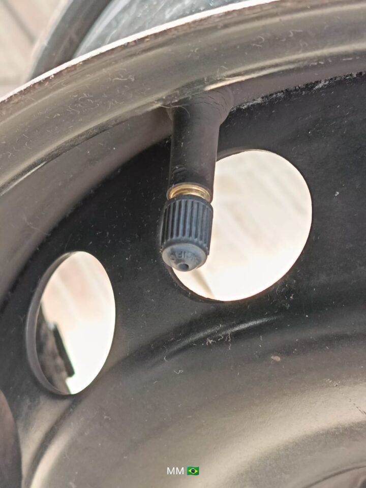 Vendo jogo de 4 rodas