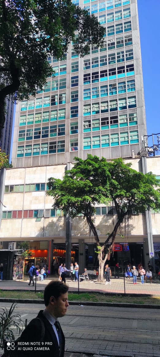 Edifício central vendo ou troco