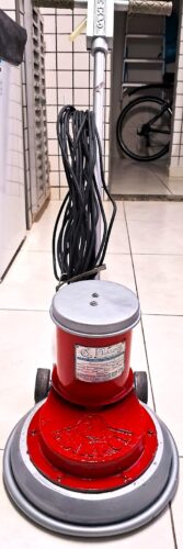 01 ENCERADEIRA MAXPOL 300