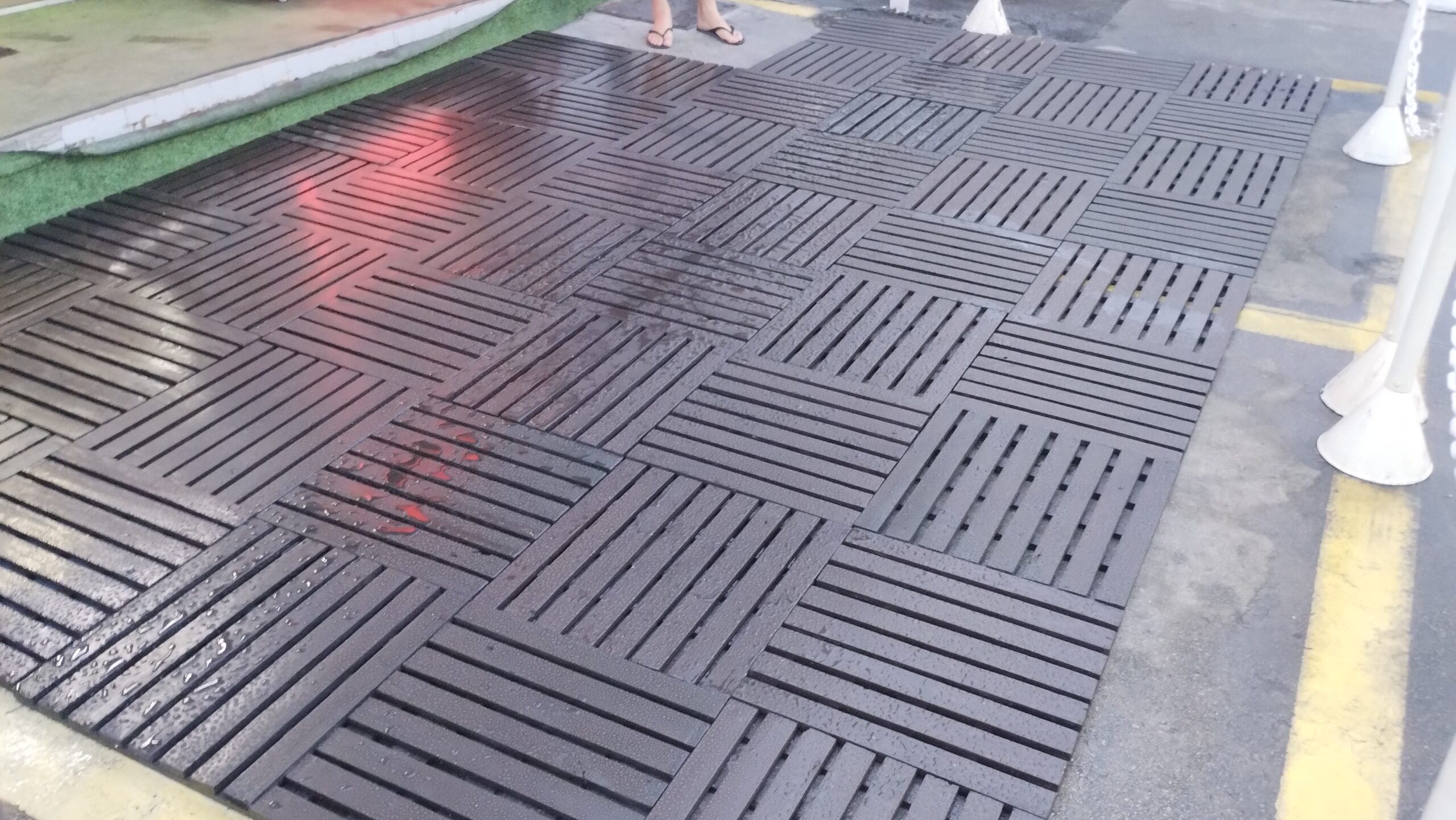 Deck modular madeira eucalipto 50×50 ext