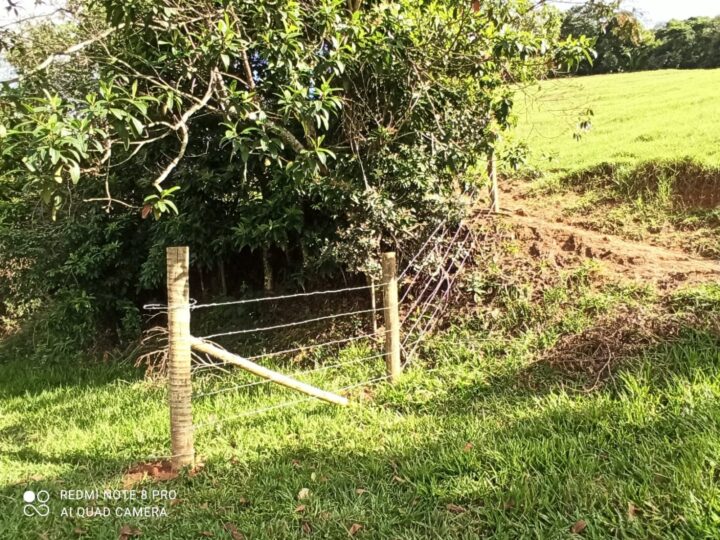 VENDO SITIO COM NASCENTE NO CAPIVARI-RJ