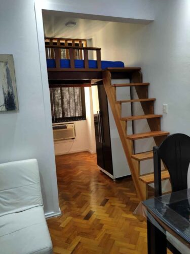 Alugo sala e quarto em Copacabana