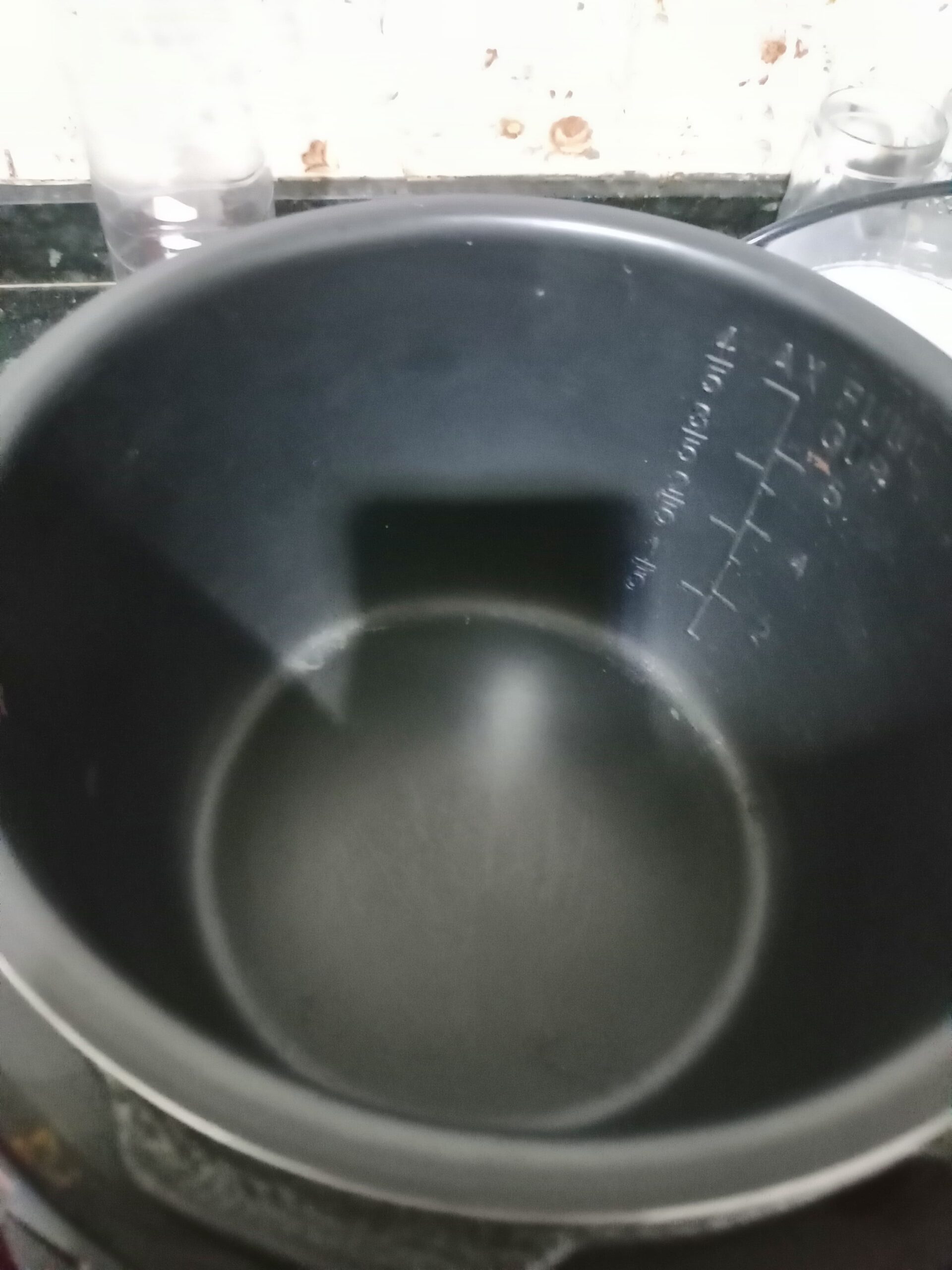 Panela de pressão elétrica