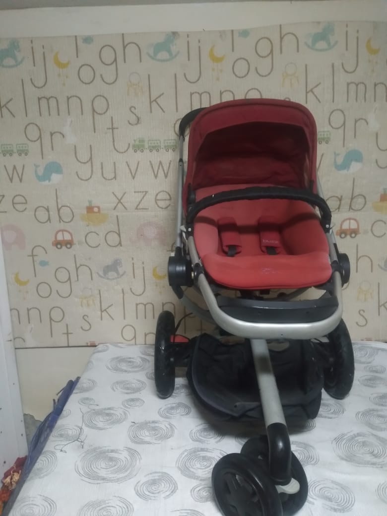 Vendo carrinho de bêbe