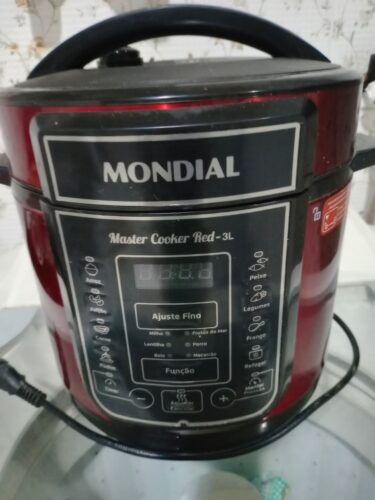 Panela de pressão elétrica