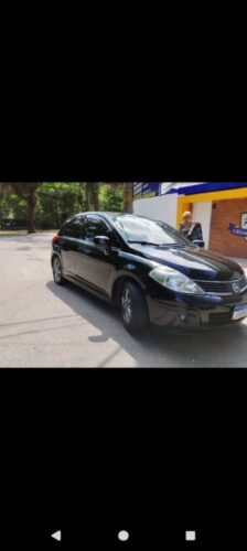 Nissan Tiida automático