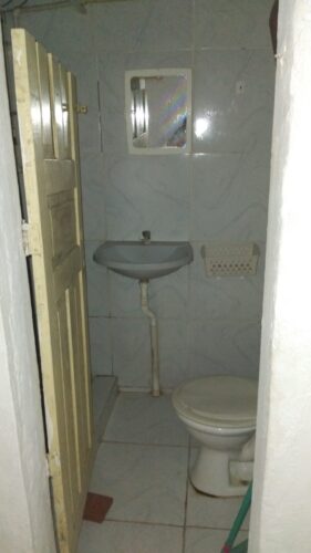 Kitnet há entre Madureira Shopping e par