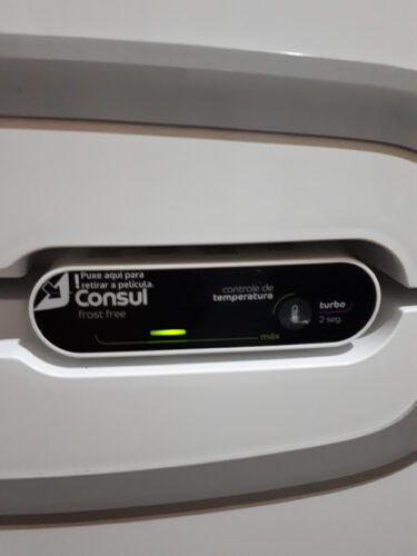 GELADEIRA FOSFREE CONSUL MUITO NOVA