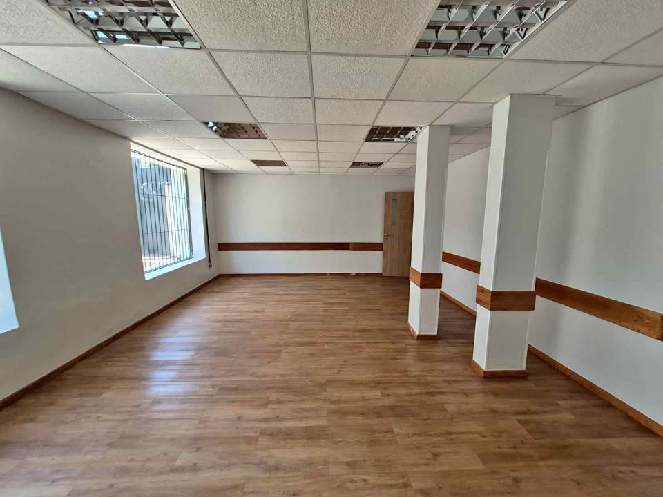 Alugo prédio comercial