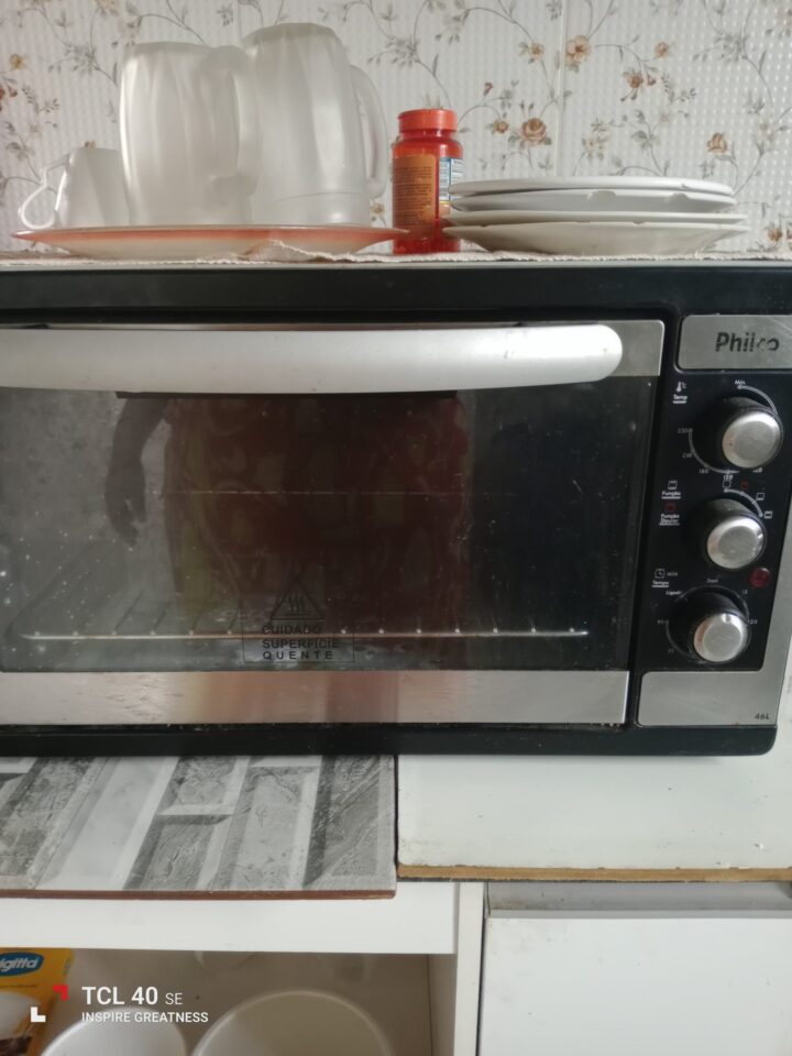 Vendo forninho elétrico