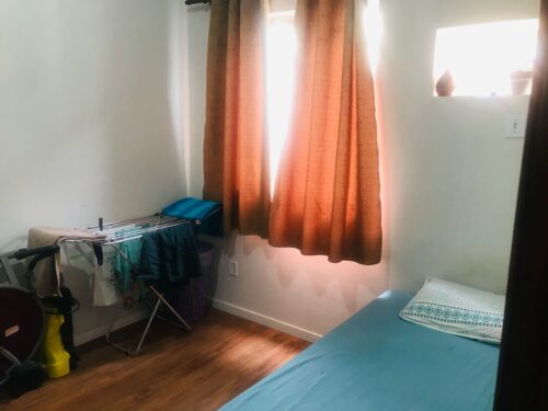 Vende-se um apartamento na Rua Saint Roman
