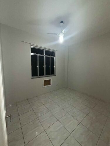 Alugo lindo apartamento