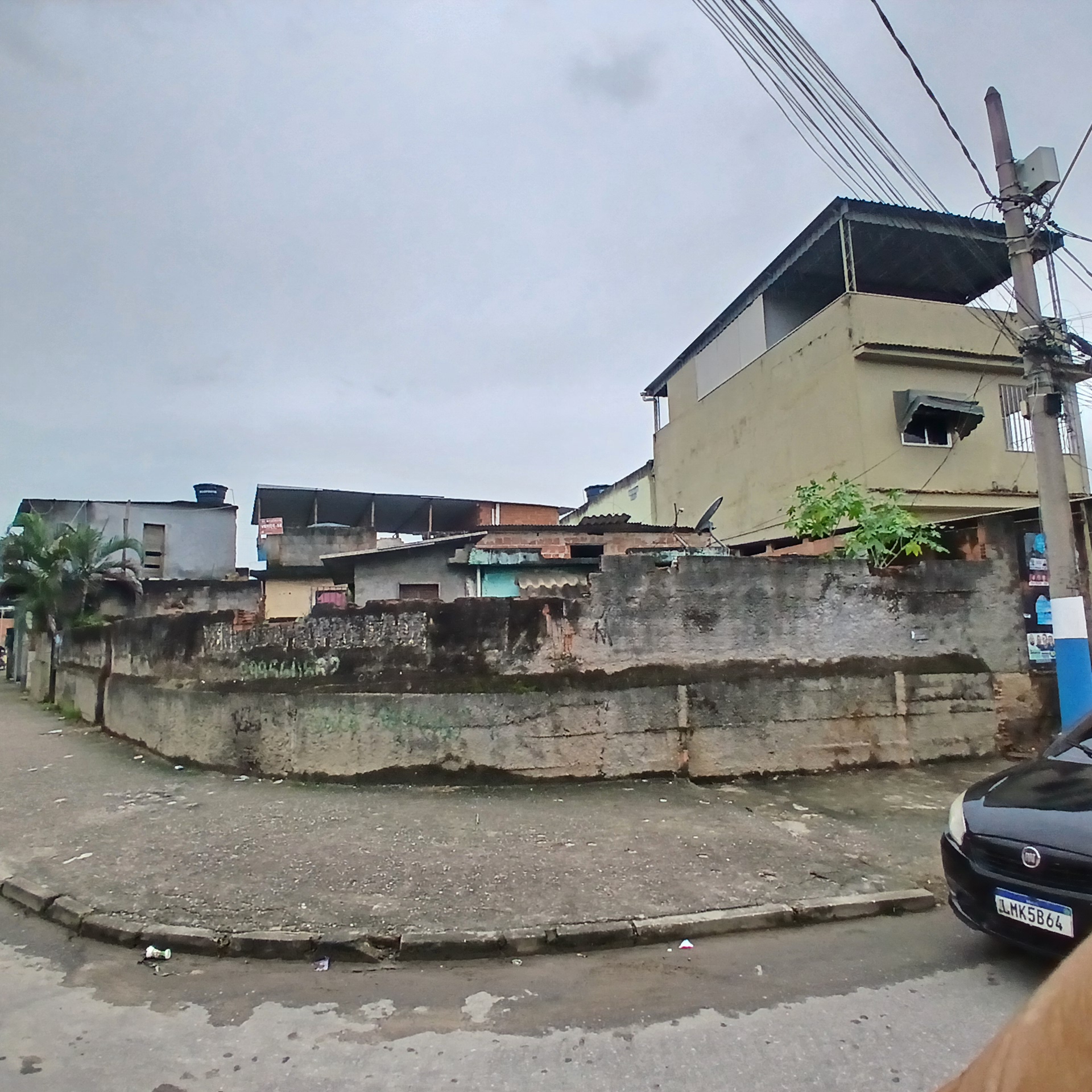 Oportunidade única casa de esquina rua .