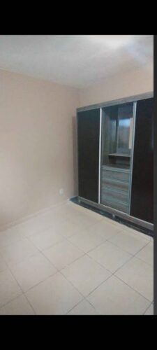 Aluga-se quitinete na Tijuca