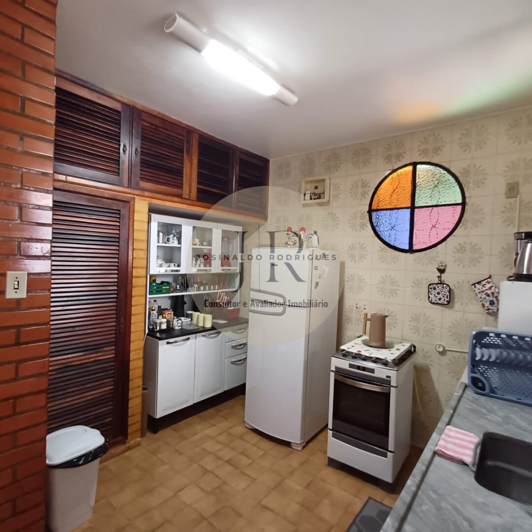 CASA COND FECHADO – IGUABA PEQUENA