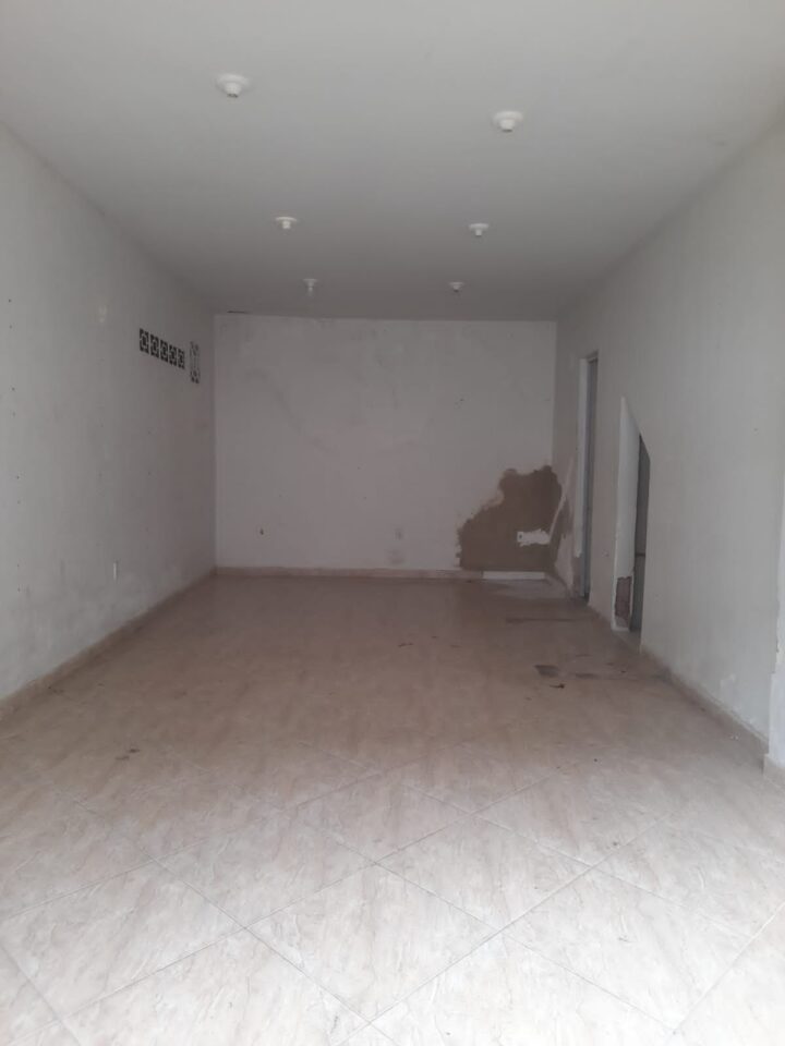 Alugo em Guarapari loja frente de rua
