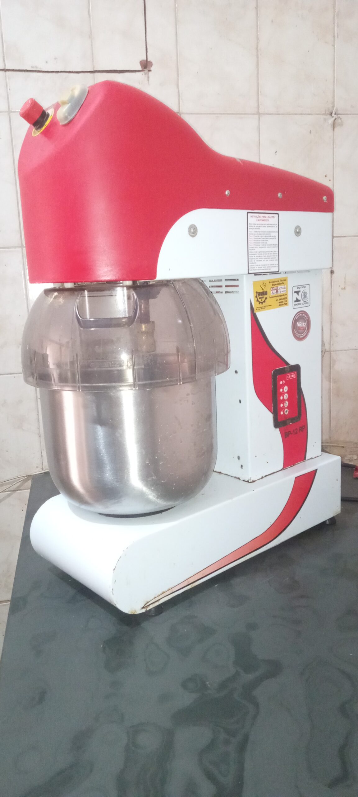 Batedeira industrial 12 litros 127v