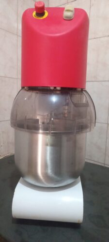 Batedeira industrial 12 litros 127v