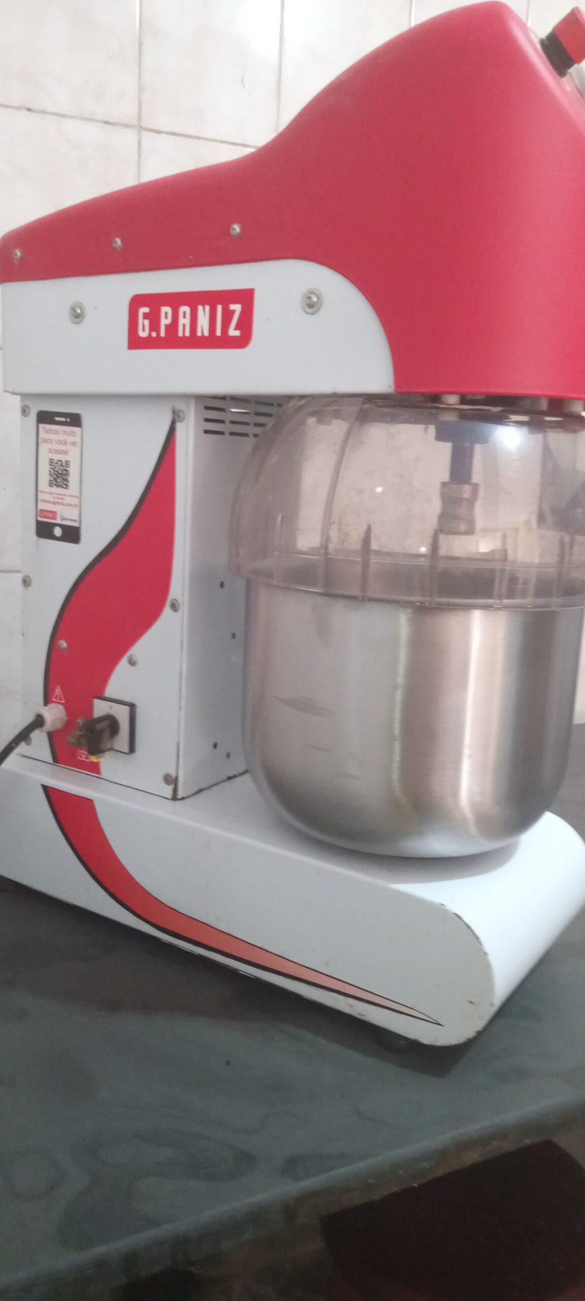 Batedeira industrial 12 litros 127v