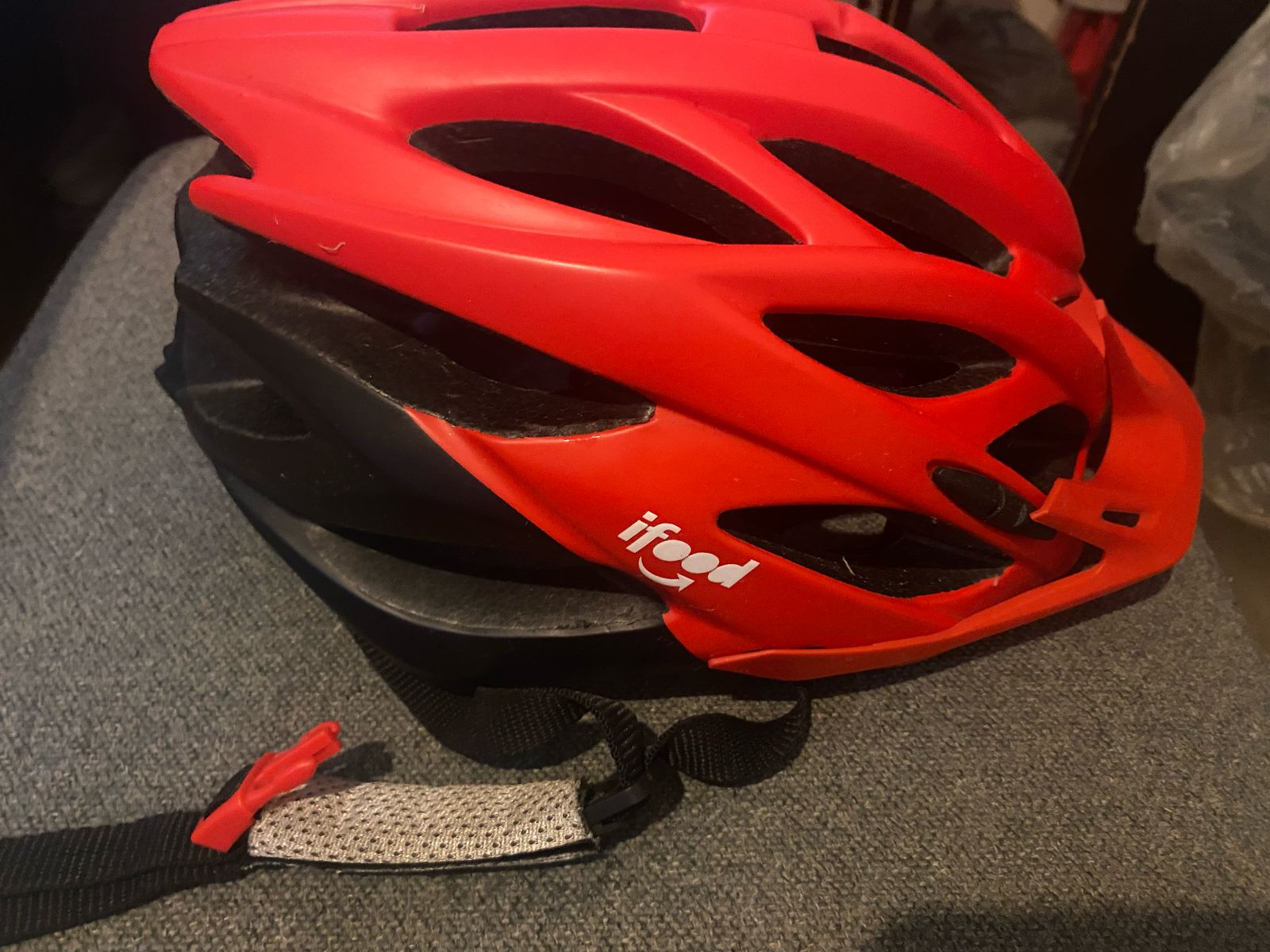Vendo capacete ciclista