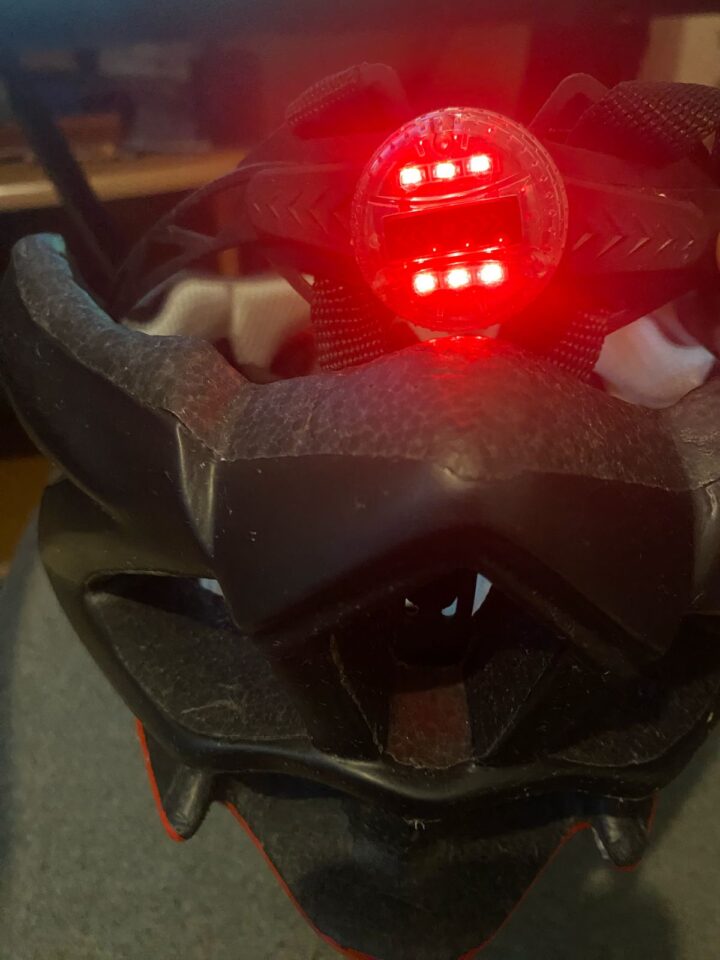 Vendo capacete ciclista