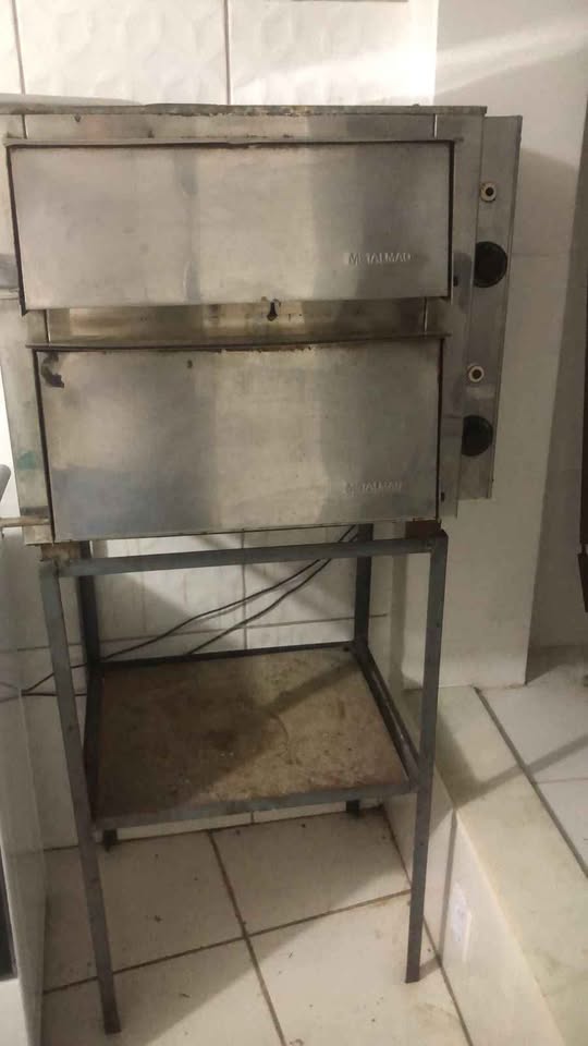 Forno elétrico industrial