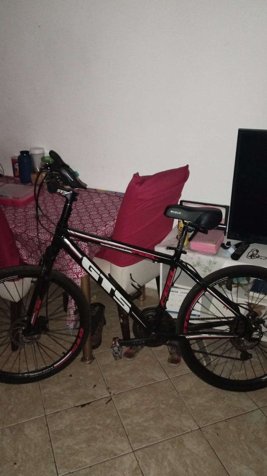 Vende-se Bicicleta aro 24