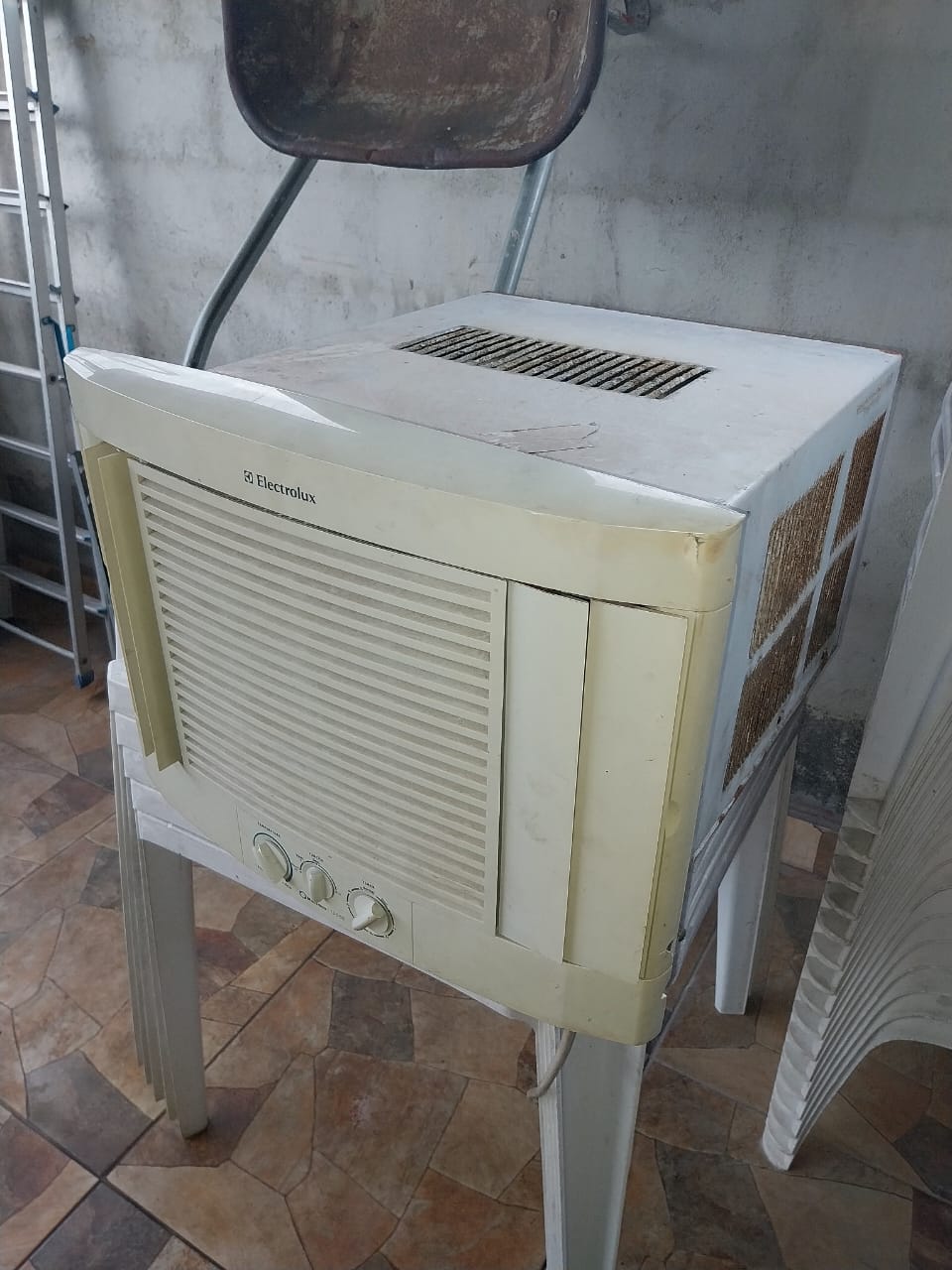 Vendo ar condicionado Electrolux