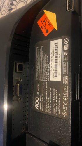 Vendo monitor LCD da AOC 18,5 polegadas