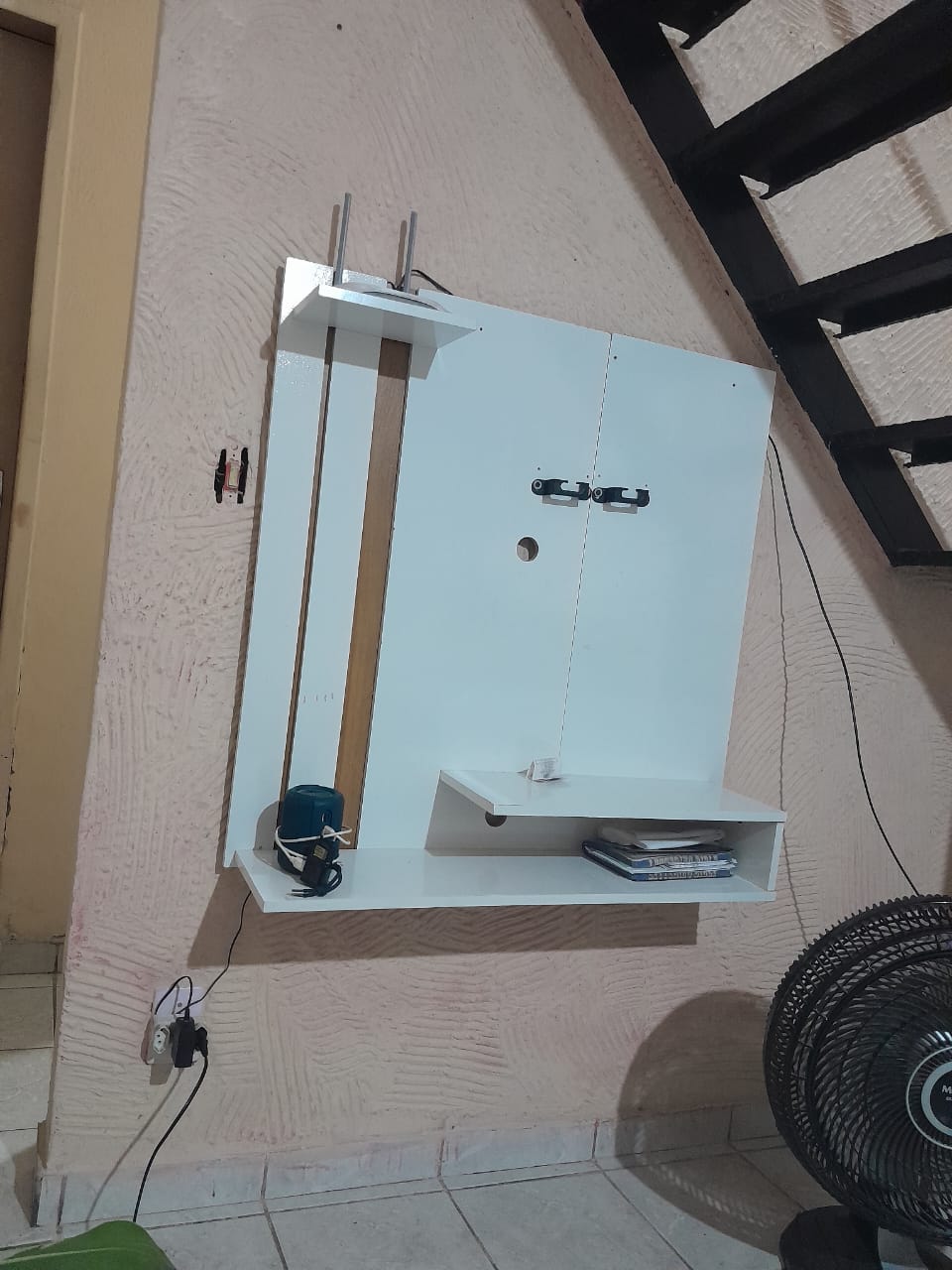 Painel aéreo para acessórios