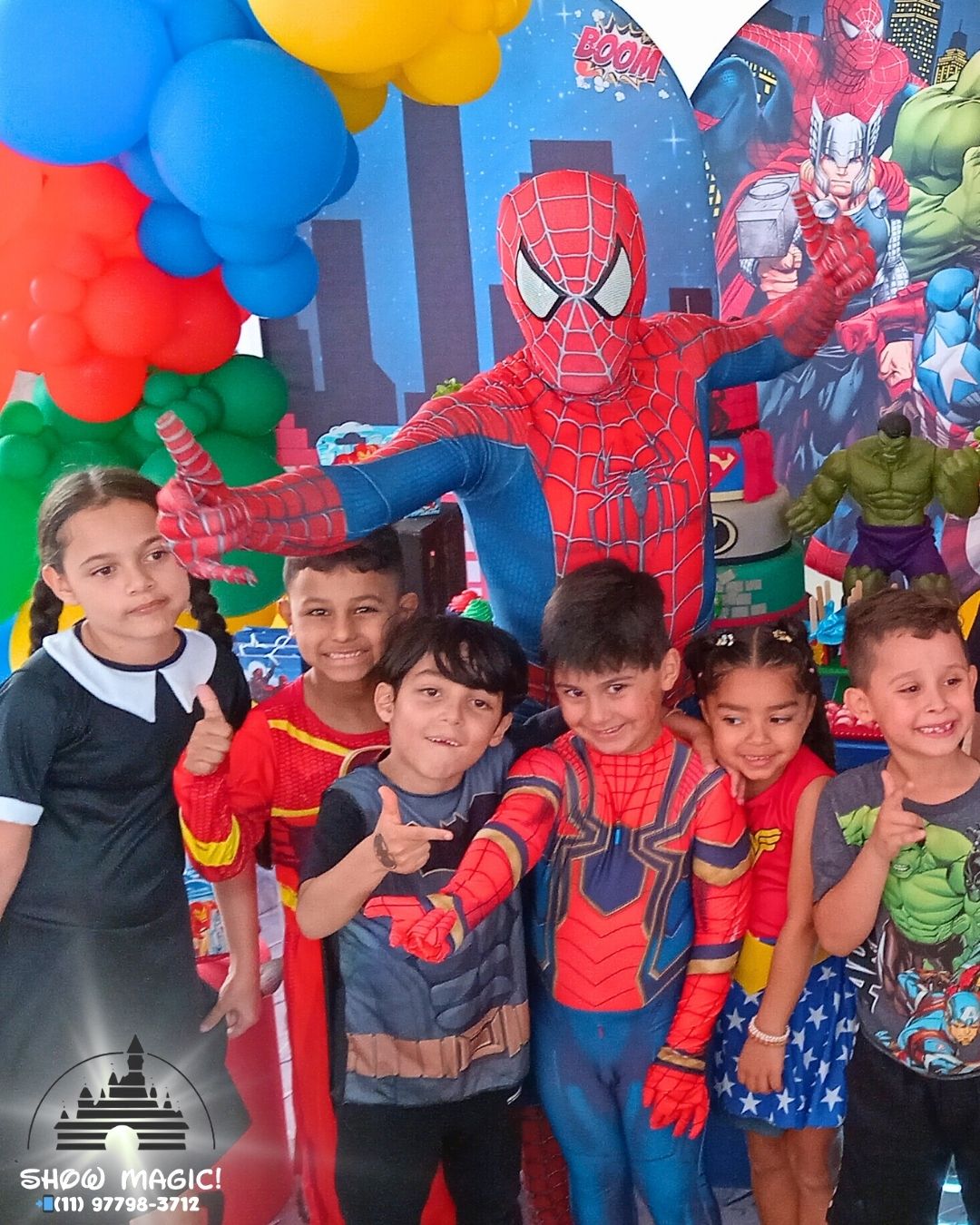 Shows Cover (11) 97798-3712