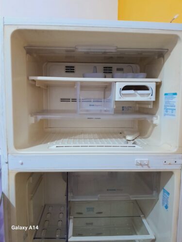 Vendo geladeira Frost Free