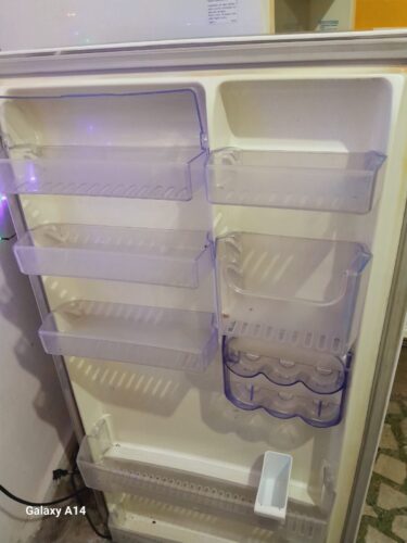 Vendo geladeira Frost Free