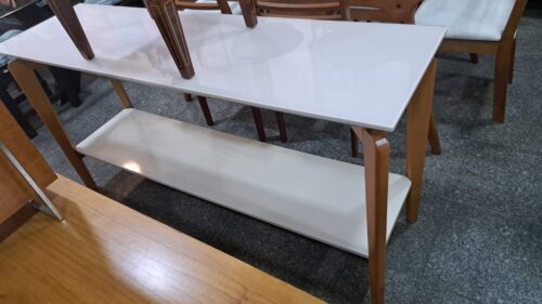 Aparador tampo de vidro laqueado madeira